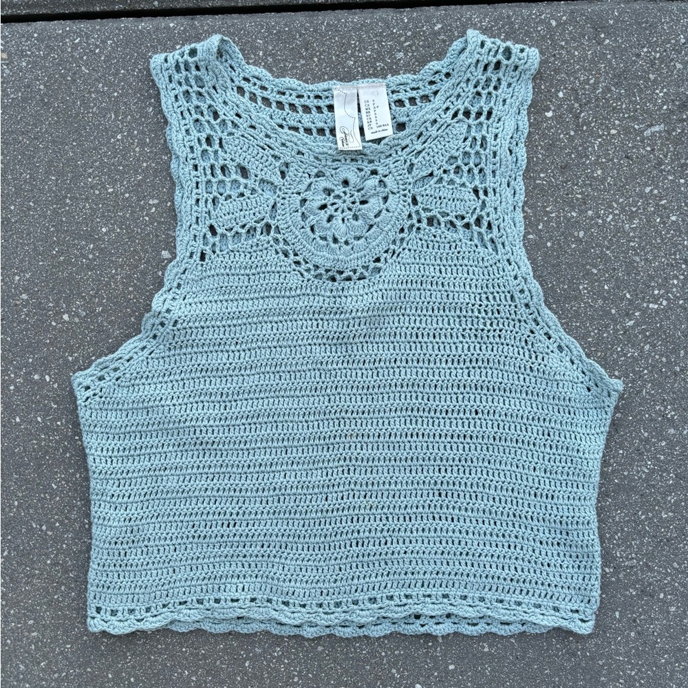Forever 21 Crochet Sleeveless Top